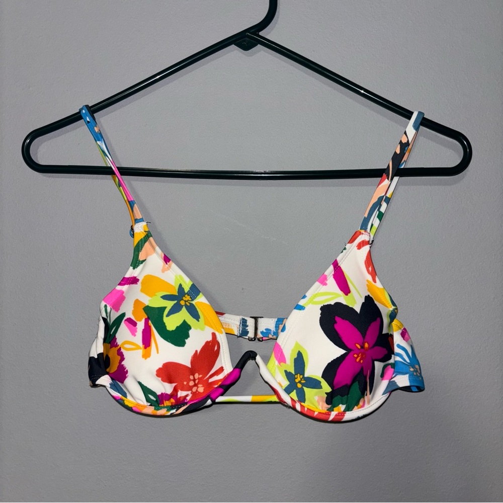 Xhilaration Floral Bikini Top